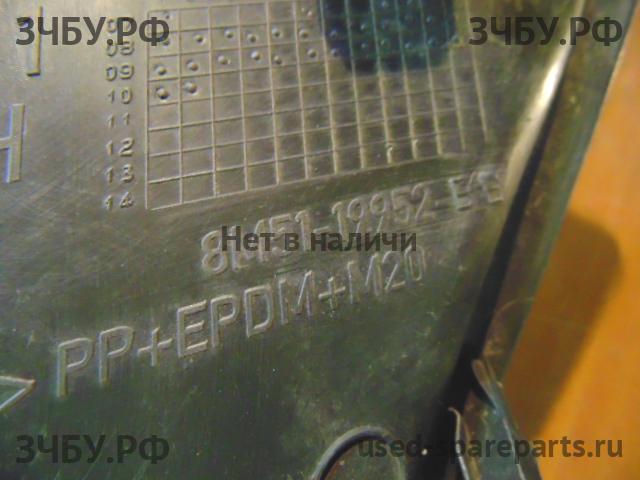 Ford Focus 2 (рестайлинг) Решетка в бампер