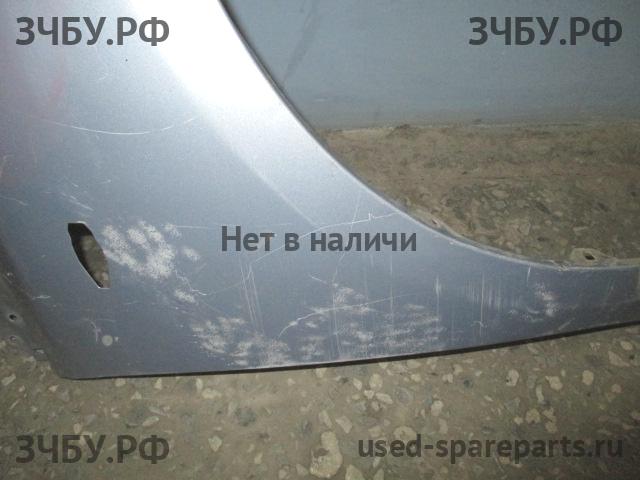 Toyota Corolla (E14 - E15) Крыло переднее правое