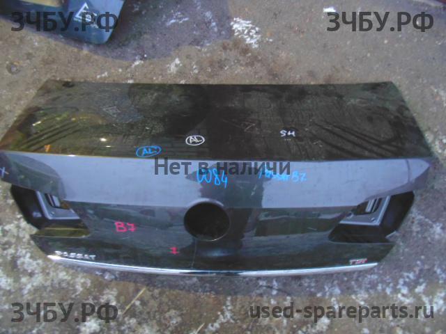 Volkswagen Passat B7 Крышка багажника