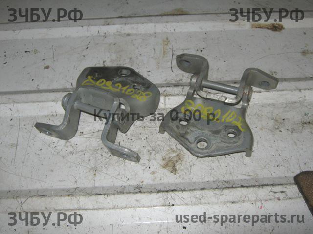 Mitsubishi Pajero/Montero 4 Петля двери