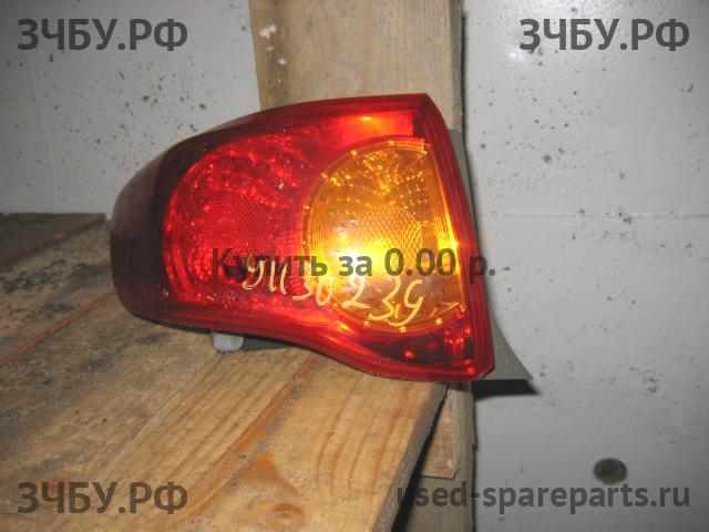 Toyota Corolla (E14 - E15) Фонарь левый