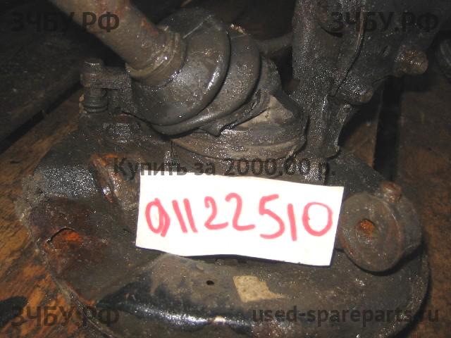 Toyota Echo Кулак поворотный передний правый (со ступицей)