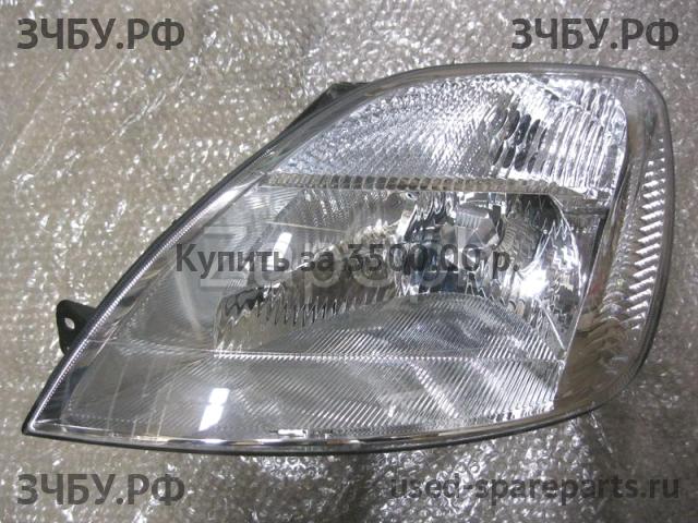 Ford Fiesta 5 Фара левая