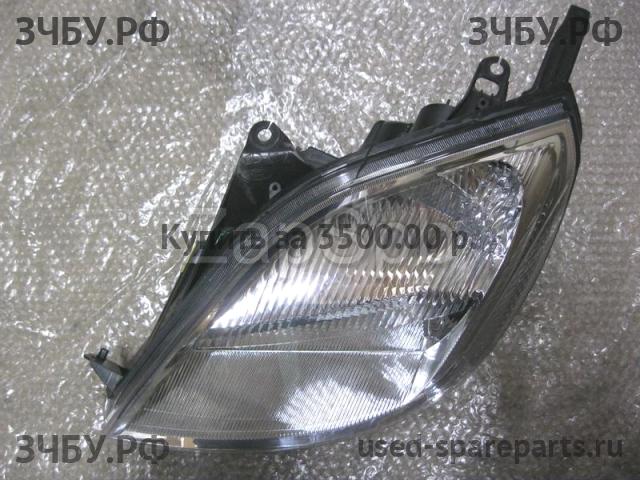 Ford Fiesta 5 Фара левая