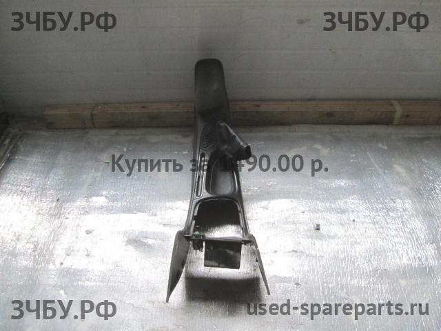 Ford Mondeo 2 Консоль между сиденьями (Подлокотник)