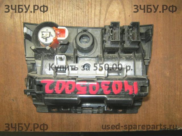 Mazda 3 [BK] Пепельница