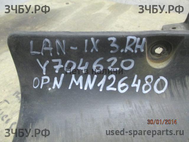 Mitsubishi Lancer 9 [CS/Classic] Брызговик задний правый