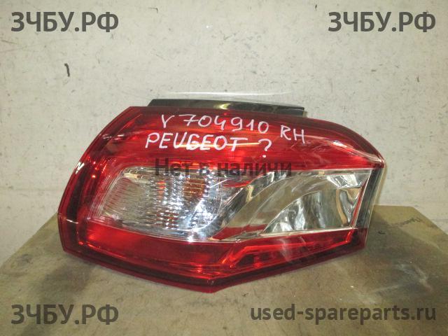 Peugeot 4008 Фонарь правый