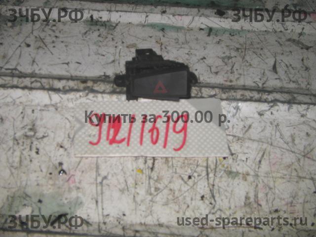 Mitsubishi Pajero/Montero 4 Кнопка аварийной сигнализации