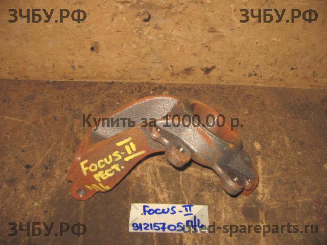 Ford Focus 2 Кулак поворотный передний левый (со ступицей)