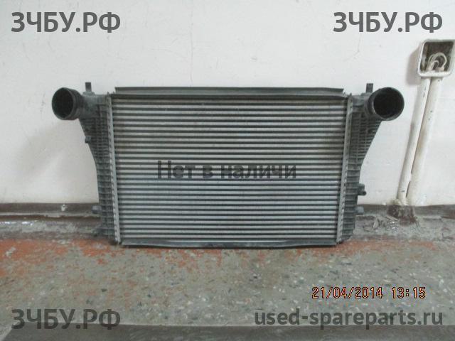 Volkswagen Caddy 3 Интеркулер