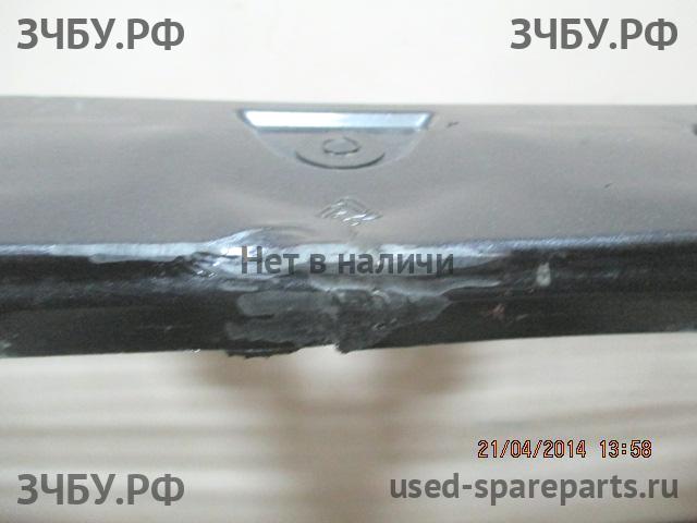 Toyota Corolla (E14 - E15) Бампер передний