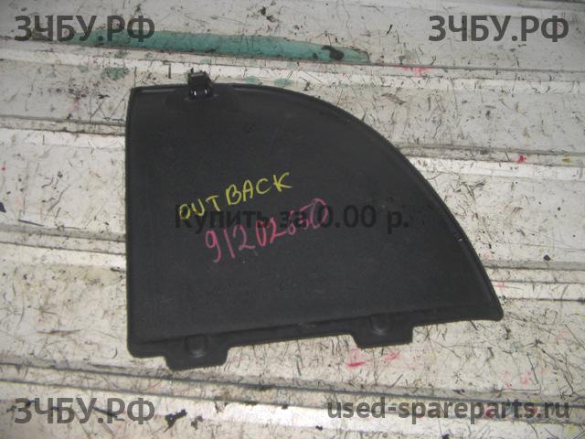 Subaru Legacy Outback 2 (B12) Обшивка крышки багажника