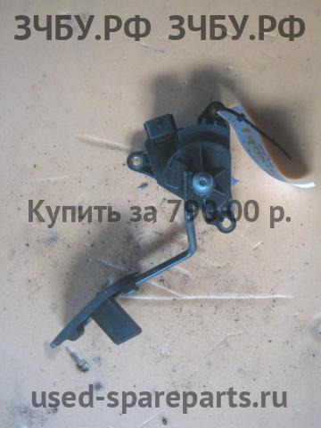 Nissan Micra K12 Педаль газа