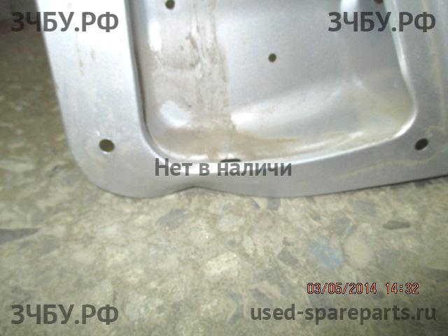 Toyota Land Cruiser 200 Дверь багажника