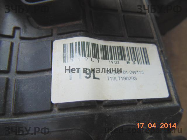 Hyundai Santa Fe 3 Фара левая