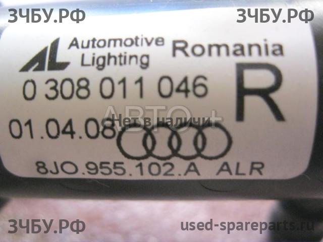 Audi TT[8J3] Форсунка омывателя фары правая