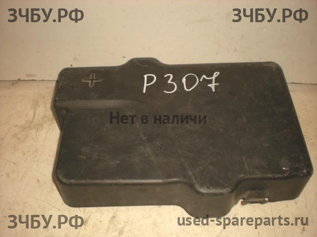Peugeot 307 Корпус аккумулятора