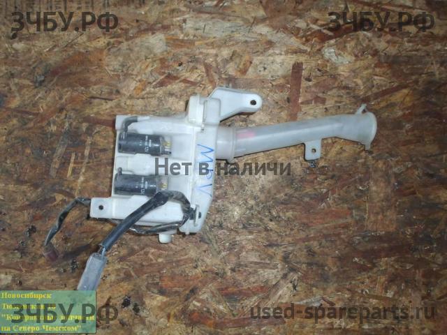 Mazda MPV 2 [LW] Бачок омывателя лобового стекла
