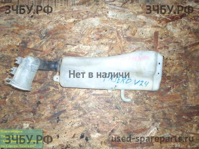 Mitsubishi Pajero/Montero 2 Бачок омывателя лобового стекла