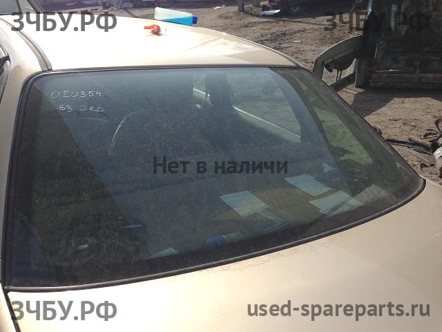 Volkswagen Passat B3 Стекло заднее