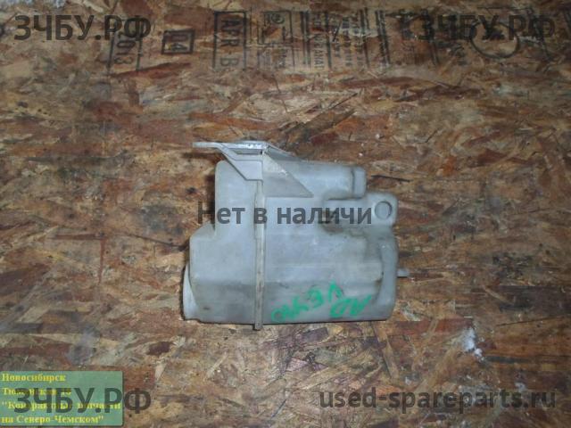 Nissan AD 1 (Y10/N14) Бачок омывателя лобового стекла