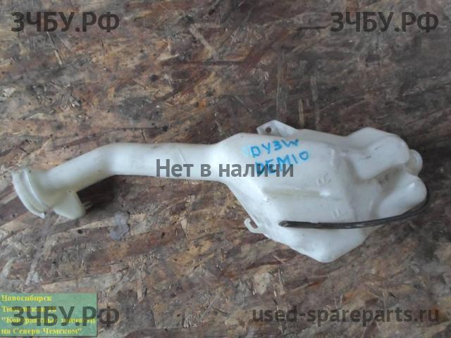Mazda Demio 2 [DY] Бачок омывателя лобового стекла
