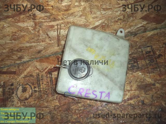 Toyota Cresta 5 (X100) Бачок омывателя лобового стекла