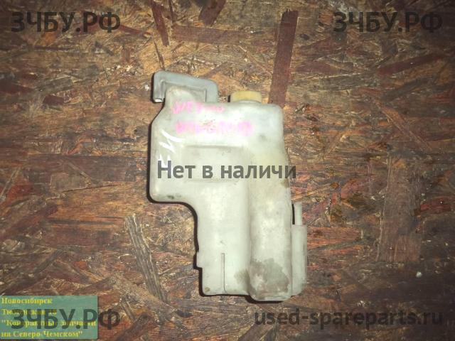 Nissan Wingroad 1 (Y10) Бачок расширительный