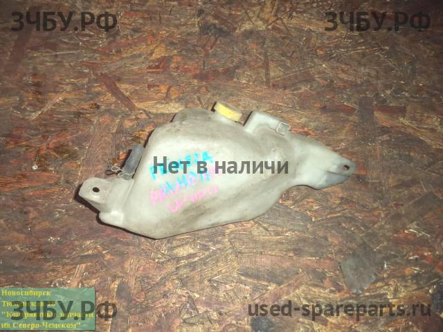 Nissan Primera P11 Бачок расширительный