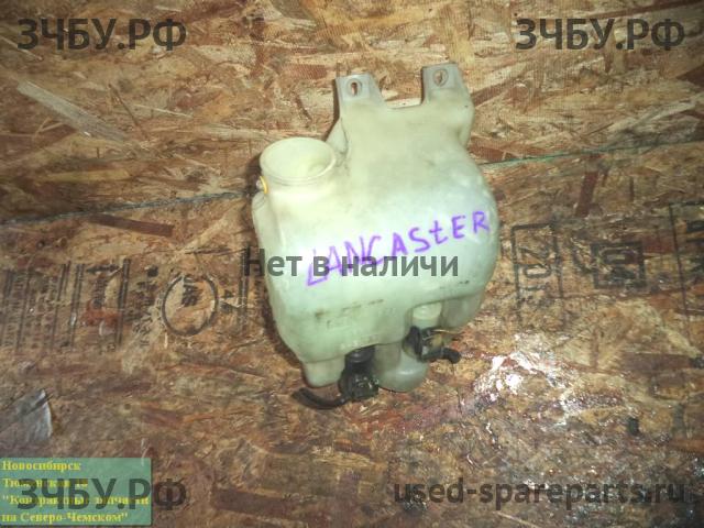 Subaru Legacy 3 (B12) Бачок омывателя лобового стекла