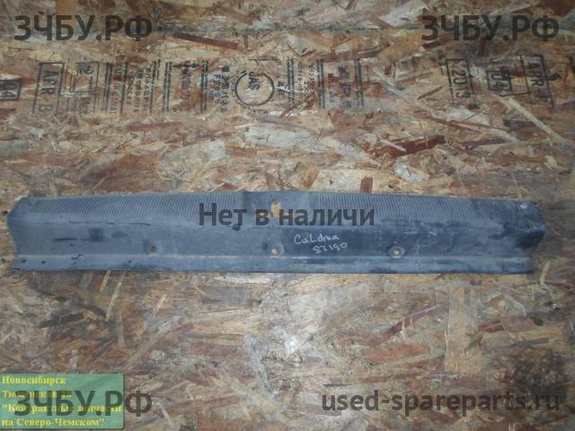 Toyota Caldina/Corona (T19) Накладка на крышку багажника