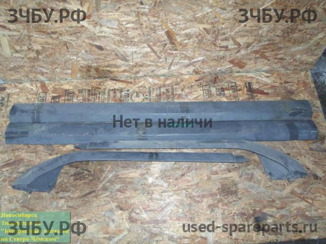 Honda StepWGN 2 Кожух двигателя (накладка, крышка на двигатель)