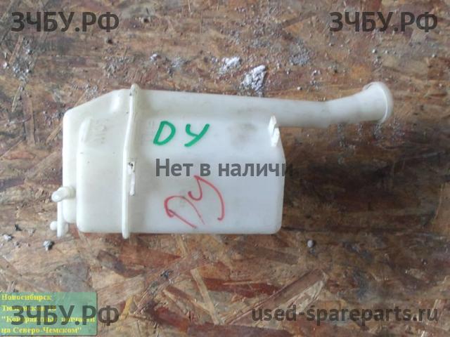 Mazda Demio 2 [DY] Бачок омывателя лобового стекла