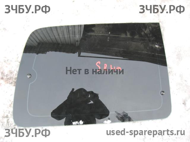 Toyota Noah 1 Стекло заднее