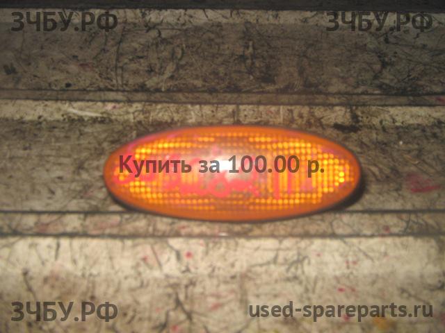 Mazda 626 [GE] Указатель поворота в крыло (повторитель)