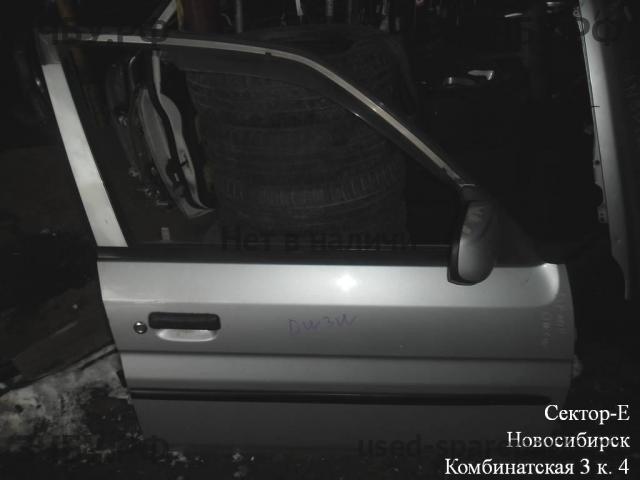 Mazda Demio 1 [DW] Дверь передняя правая