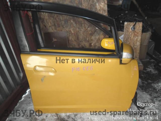 Honda Fit 2 Дверь передняя правая