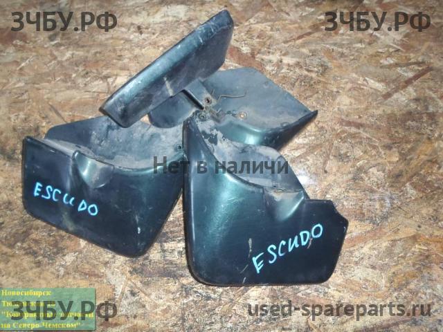 Suzuki Escudo 2 Брызговик (комплект)