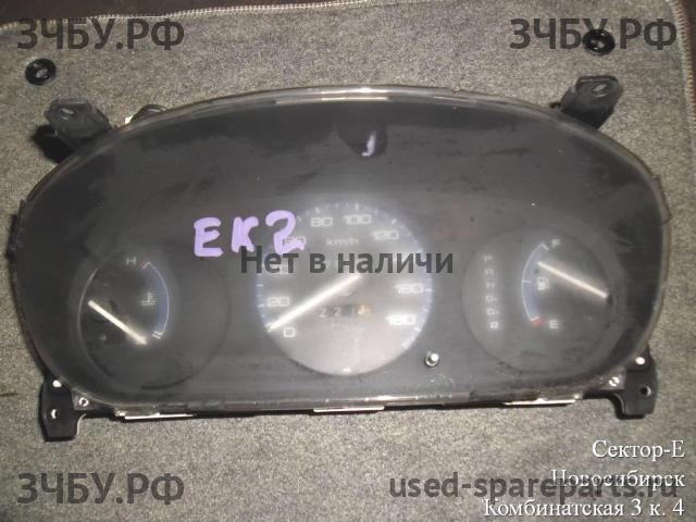 Honda Civic 6 Панель приборов