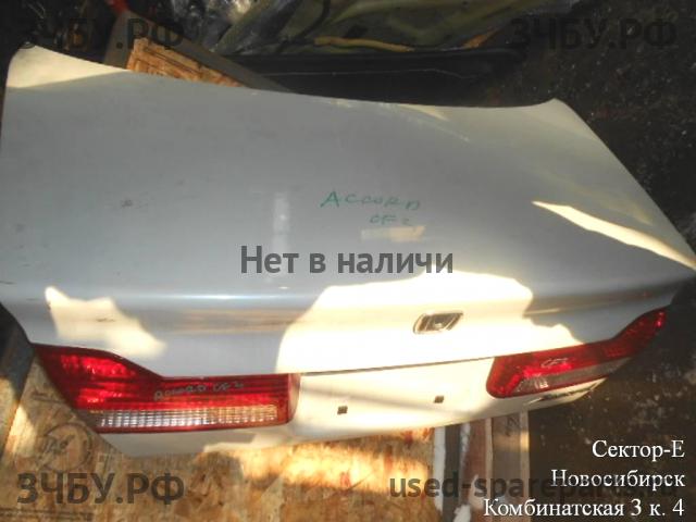 Honda Accord 6 Крышка багажника