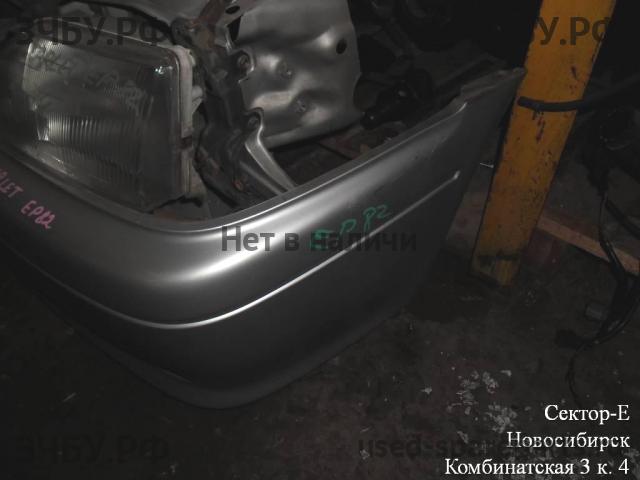 Toyota Starlet (P80) Бампер передний