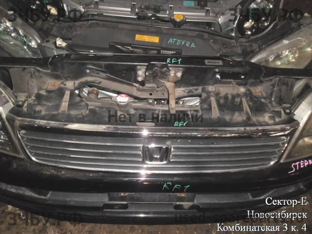 Honda StepWGN 1 Решетка радиатора