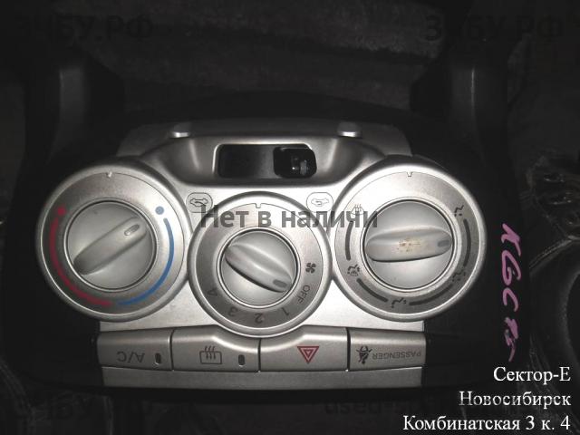 Toyota Passo 1 (C10) Блок управления климатической установкой