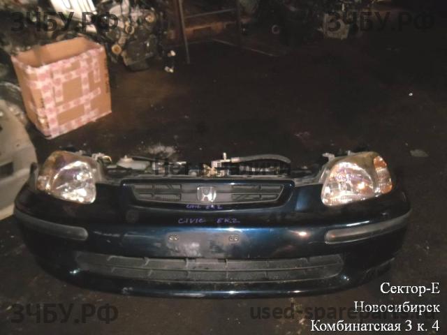 Honda Civic 6 Решетка радиатора