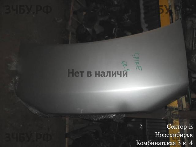 Honda Mobilio Spike Капот