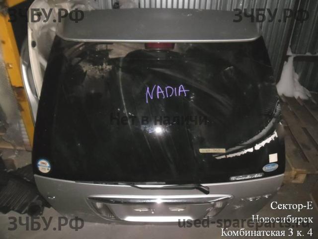Toyota Nadia Дверь багажника