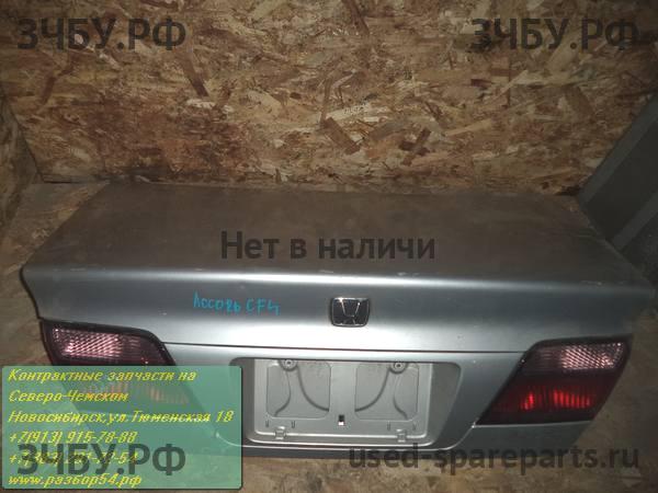 Honda Accord 6 Крышка багажника