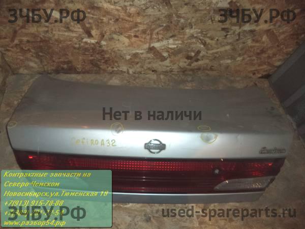 Nissan Cefiro (A32) Крышка багажника