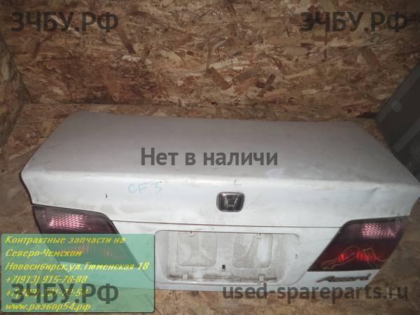 Honda Accord 6 Крышка багажника
